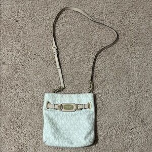 Michael Kors cream Crossbody Bag !!will negotiate price!!